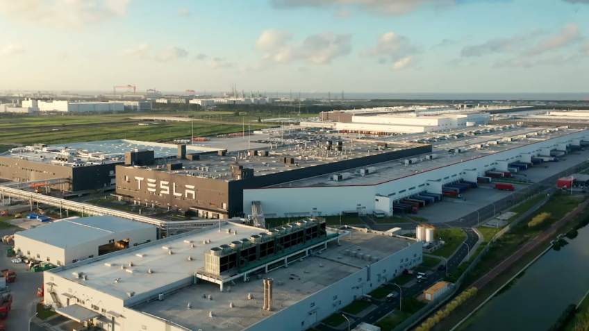 Tesla construirá estação de armazenamento de energia em Xangai