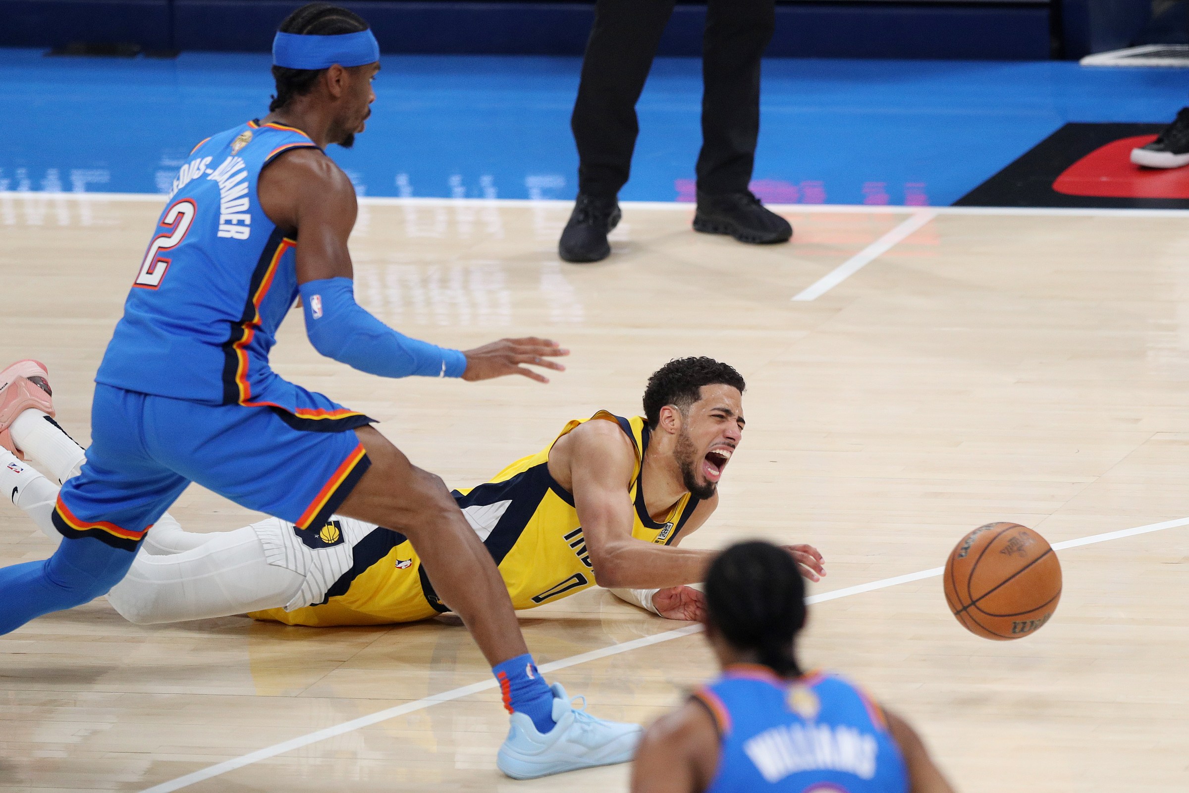 Shai brilha e Haliburton lesiona: OKC vence Pacers e é campeão da NBA