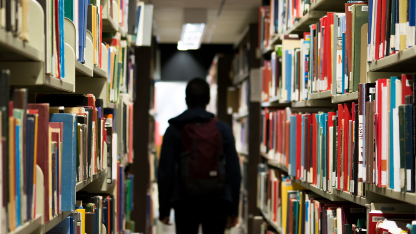 IBGE: Número de jovens "nem-nem" é o menor desde 2019