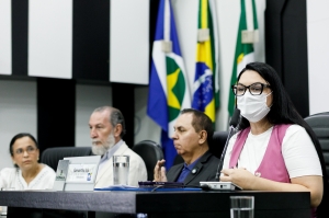 Samantha Iris realiza audiência na Câmara sobre fissura labiopalatina e defende fortalecimento da rede de apoio