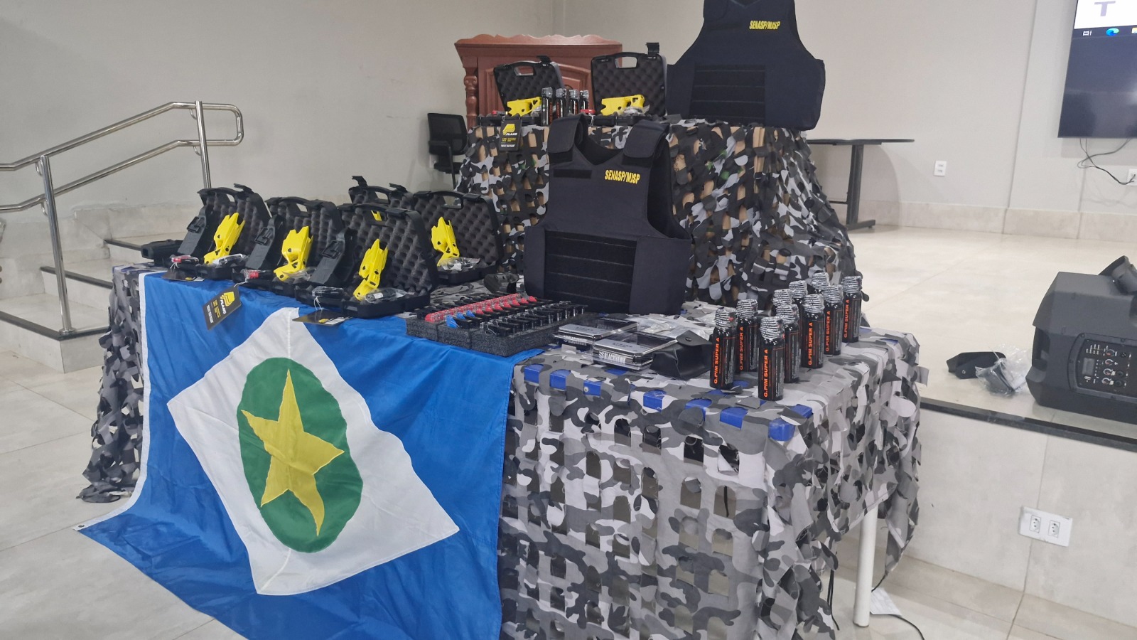 Polícia Militar recebe 6.373 novos equipamentos de menor potencial ofensivo do Governo Federal