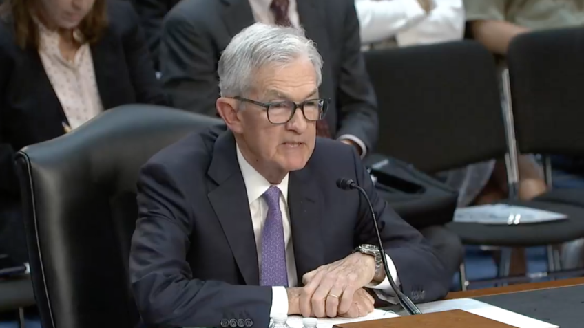 Casa Branca contradiz Trump sobre substituição de Powell no Fed
