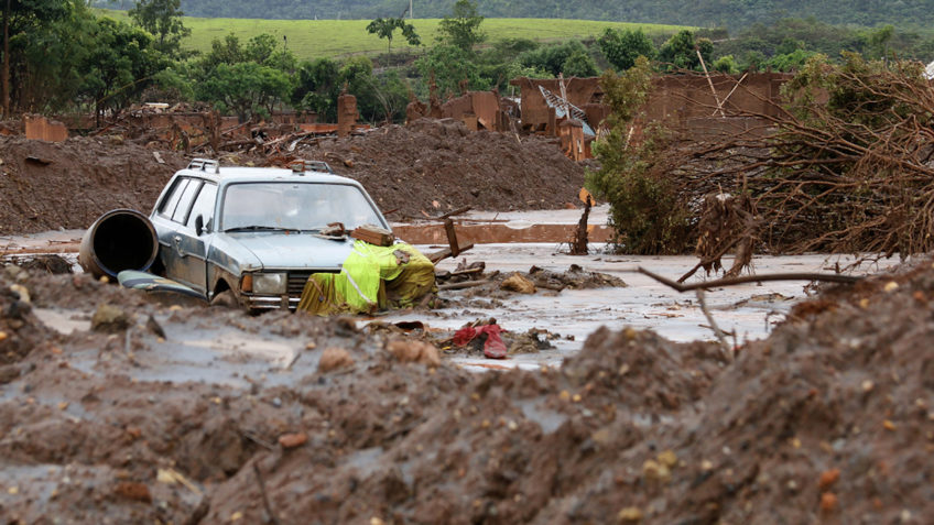 Corte britânica autoriza ação contra BHP em caso sobre Mariana