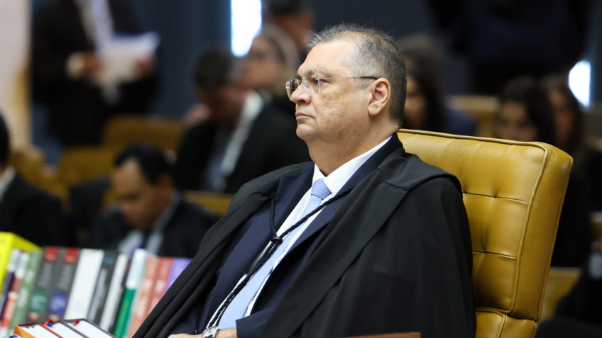 Não há espaço para vontades unilaterais, diz Dino sobre emendas