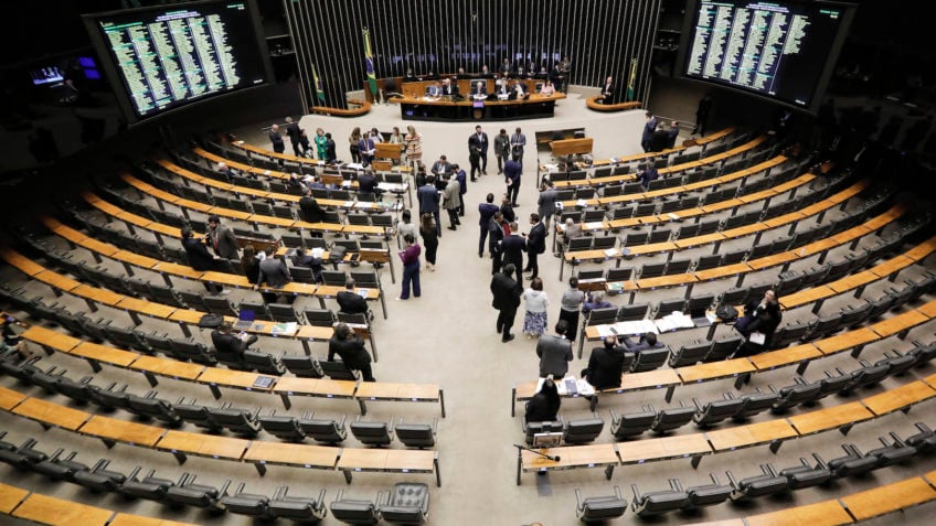 Psol ajuda Lula e contestará queda do IOF no Supremo