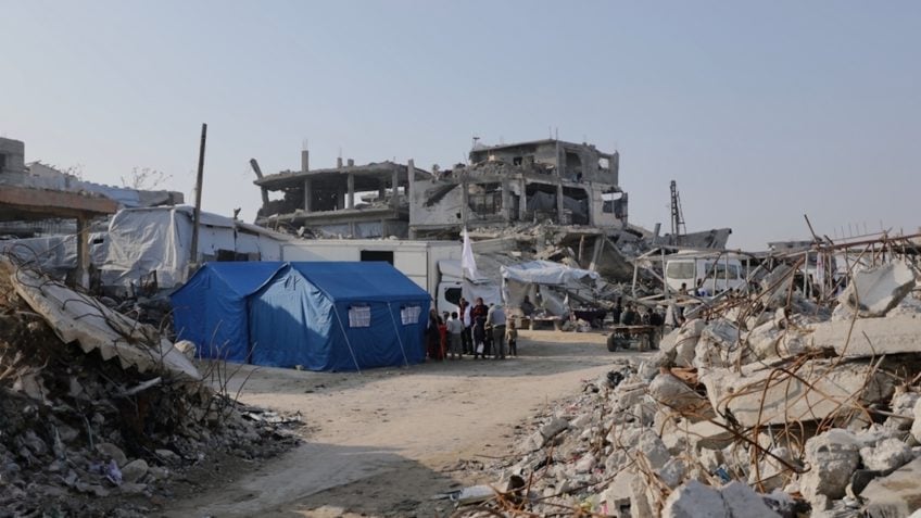 94% dos hospitais da Faixa de Gaza foram destruídos, diz ONG