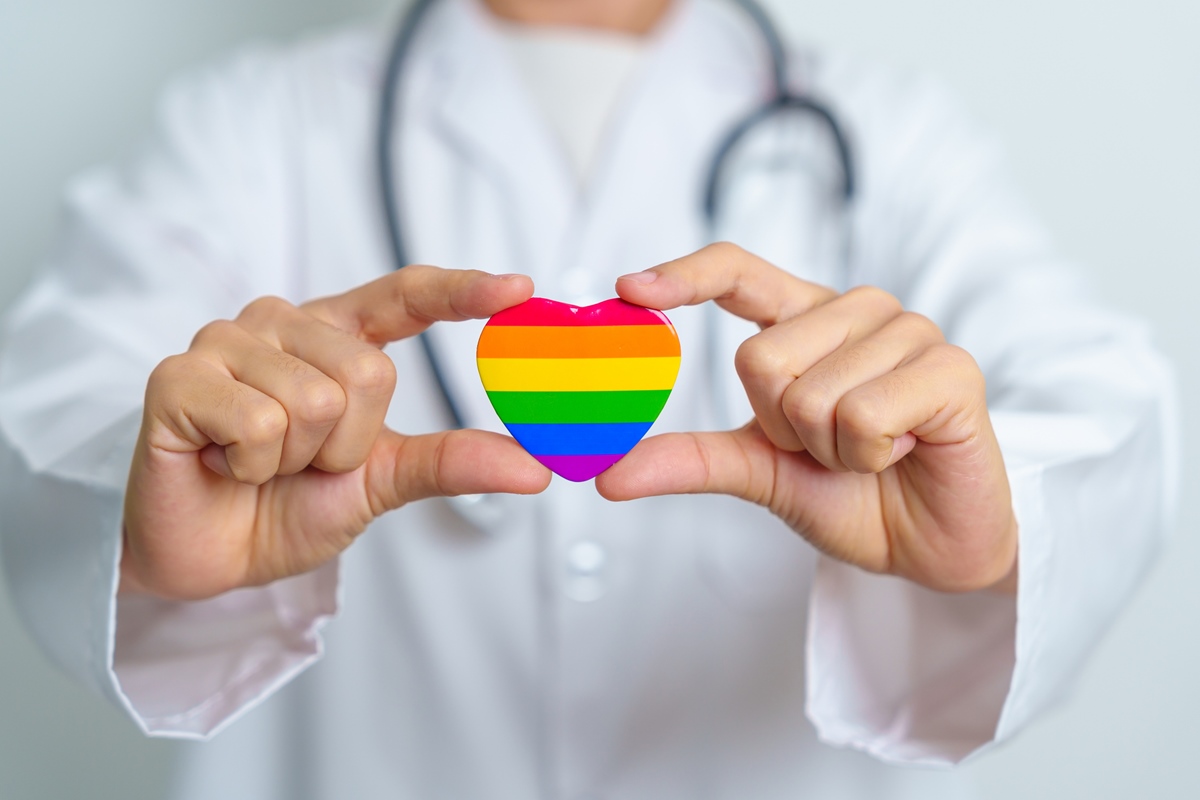 Dia do Orgulho: doenças que ainda são pouco discutidas na saúde LGBT