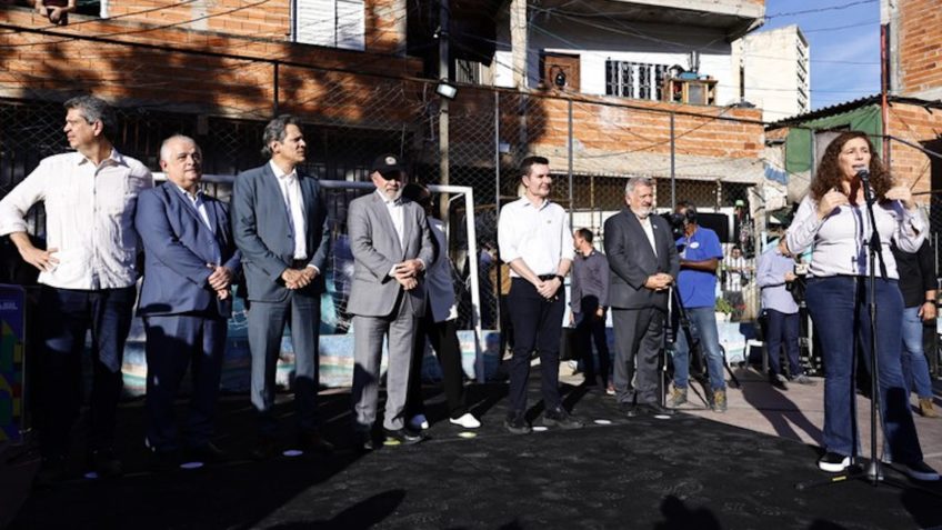 Governo de SP acusa Lula de travar acordo sobre favela do Moinho