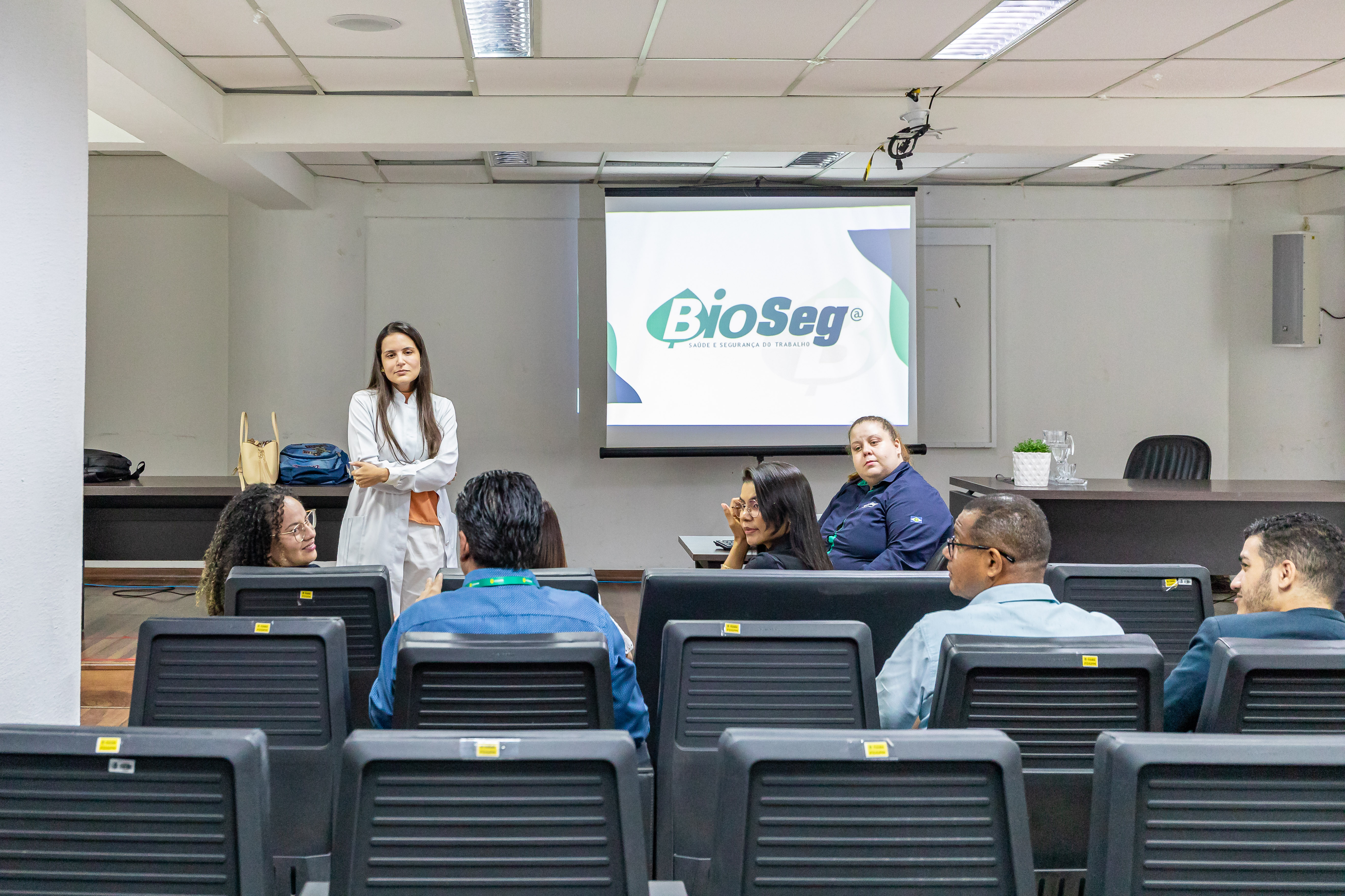 Servidores participam de palestra a respeito do risco das diabetes