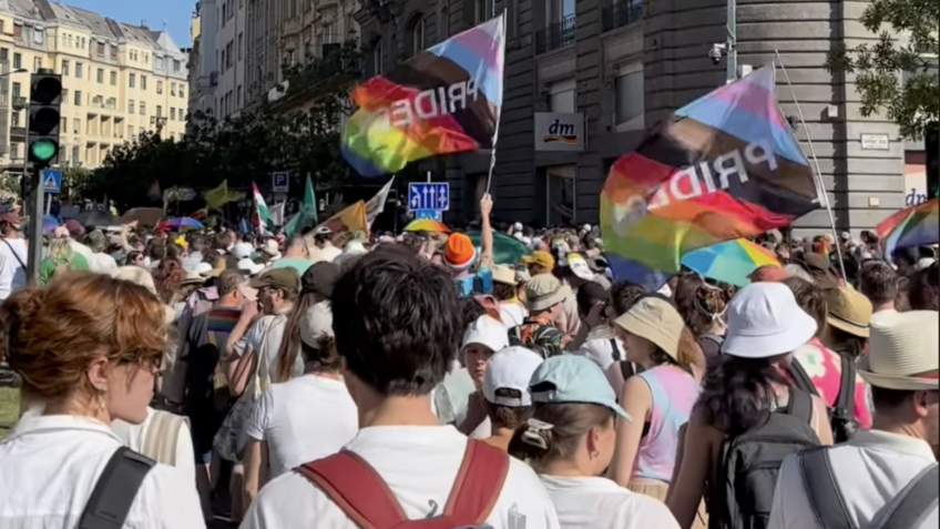 Milhares vão a Marcha LGBTQIA+ em Budapeste apesar de veto do governo