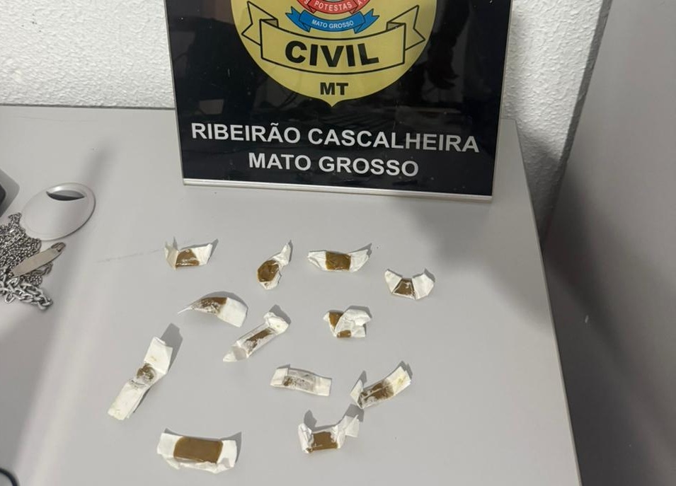 Traficante flagrado com porções de haxixe ice é preso pela Polícia Civil em Ribeirão Cascalheira
