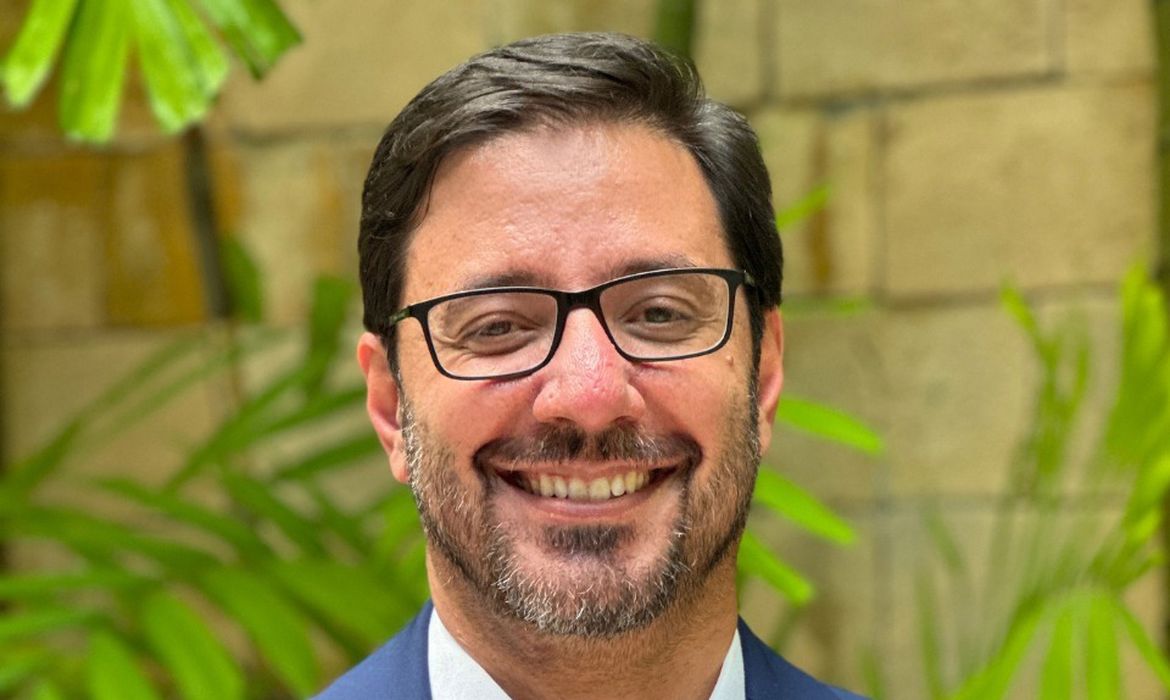 Especialista avalia que Brasil não quer que o Brics seja antiocidental