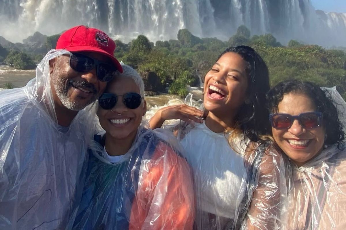 Juliana Marins: família tem problema com voo que trará corpo ao Brasil