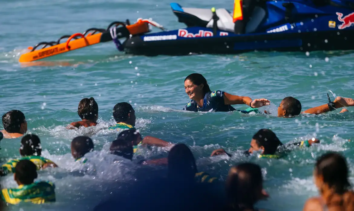 Luana Silva para em australiana e é vice-campeã em Saquarema