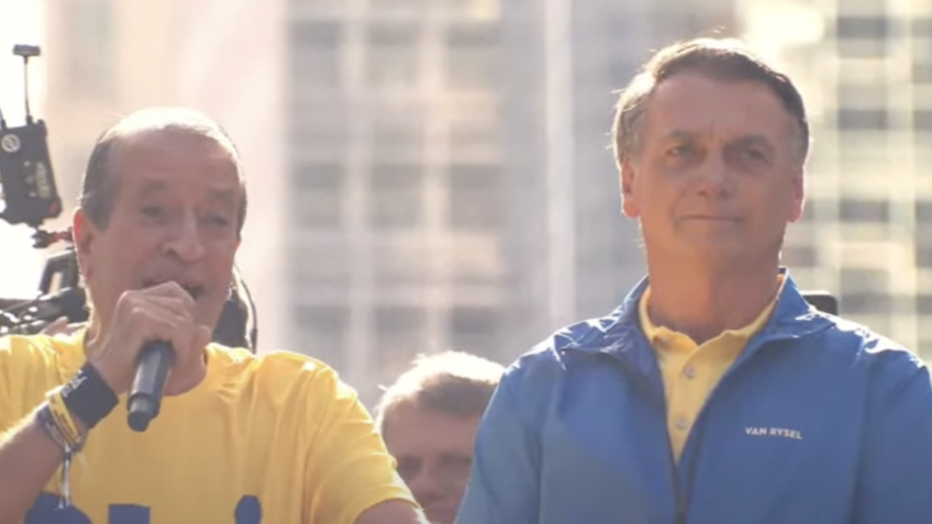 “Jamais passaria faixa a um ladrão”, diz Bolsonaro em ato na Paulista