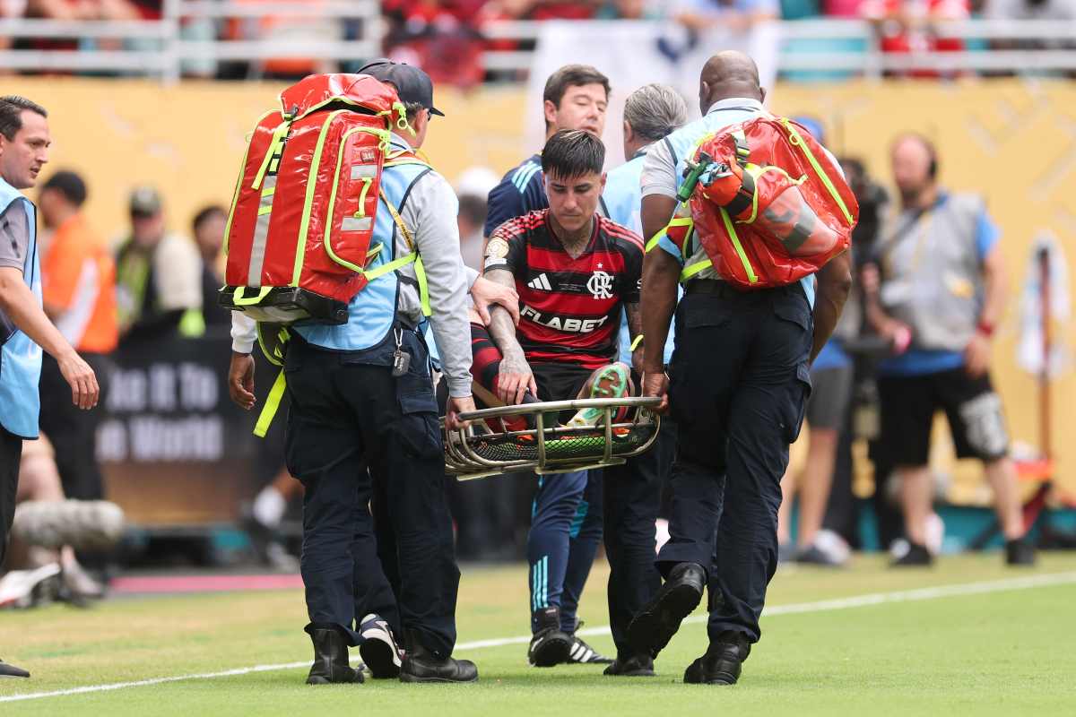 Pulgar é encaminhado para o hospital durante decisão. Entenda o motivo