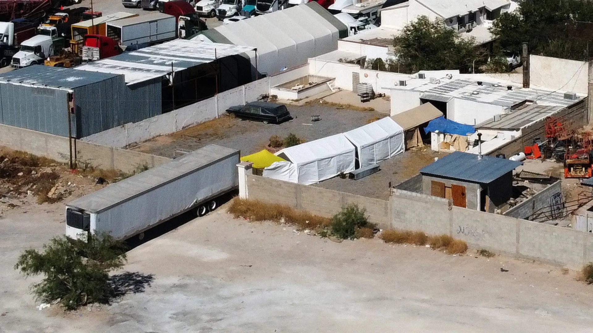 Polícia encontra 381 corpos empilhados em crematório no norte do México