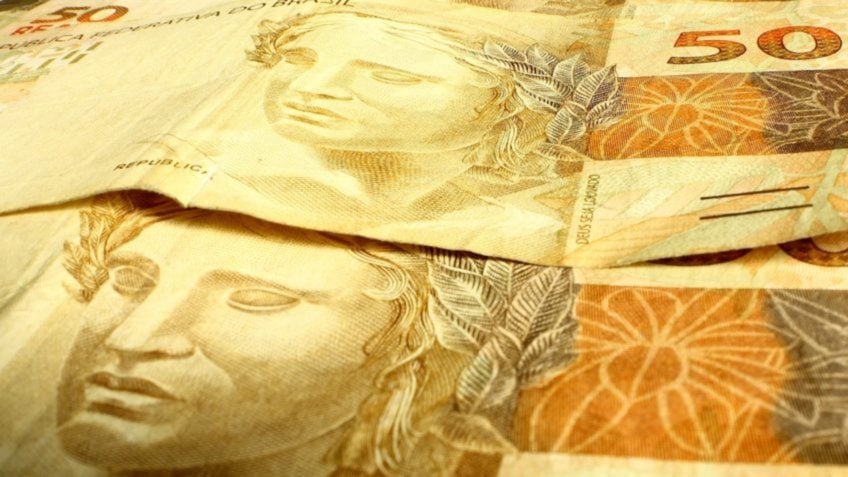 Dívida bruta do Brasil sobe para 76,1% do PIB em maio