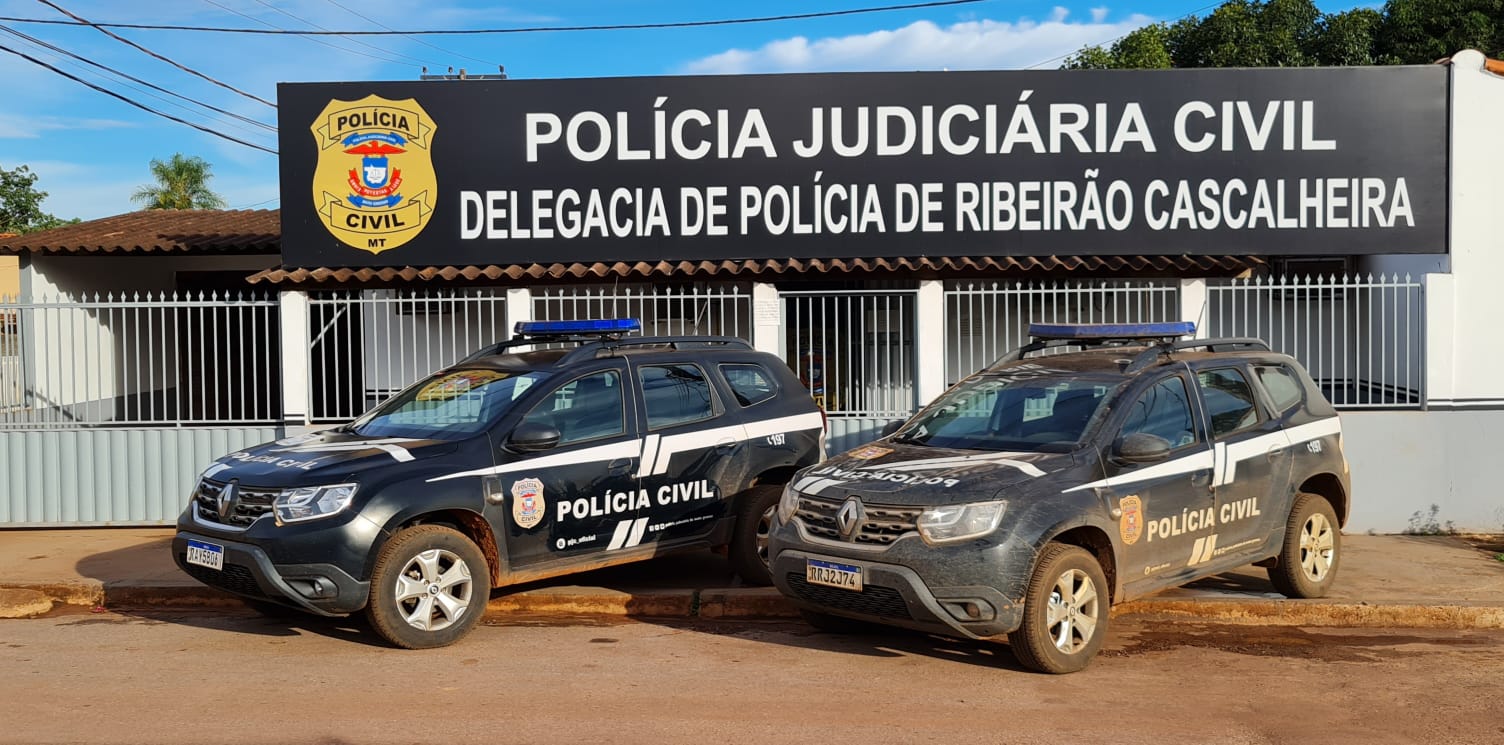 Polícia Civil apreende menor suspeito de envolvimento com o tráfico de drogas em Ribeirão Cascalheira