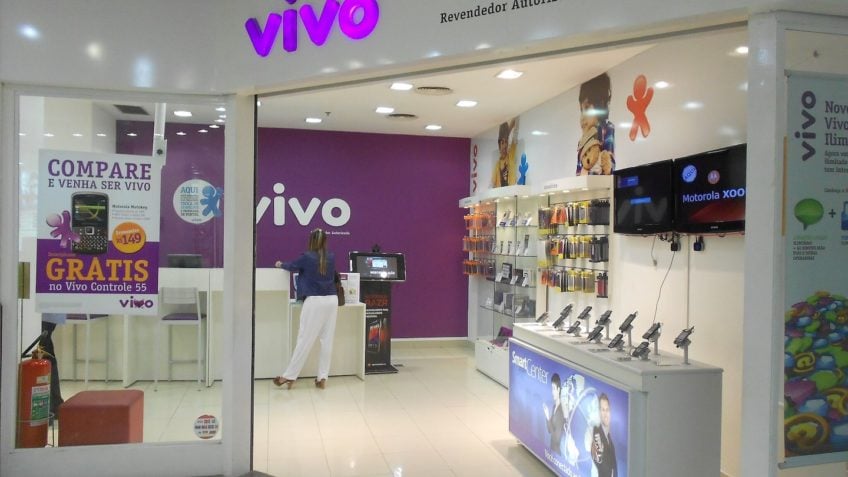 Telefónica avalia vender 20% da operação da Vivo no Brasil