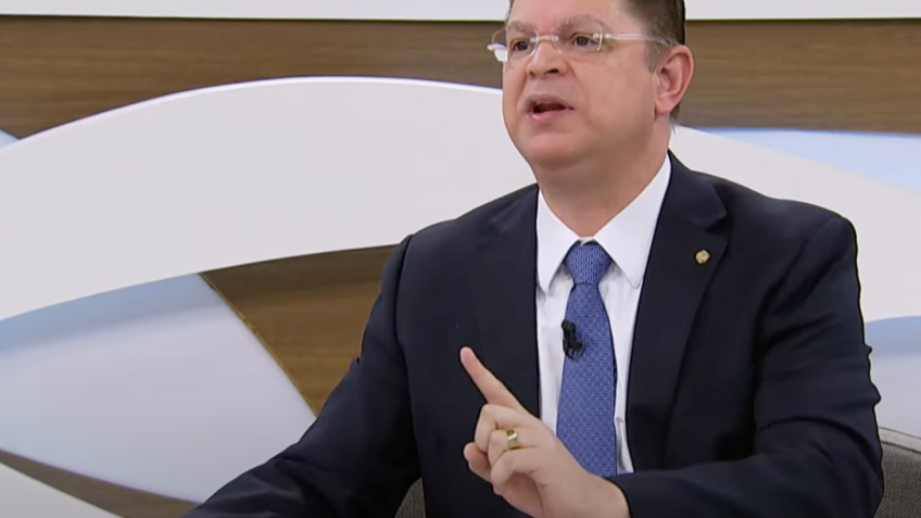 Não temos alternativas a Bolsonaro, diz Sóstenes sobre 2026