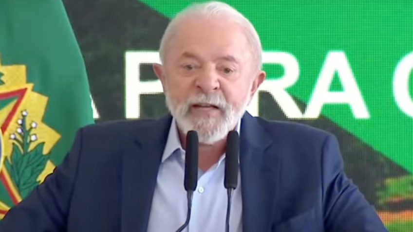 Corinthians vai participar da "Copa Esqueceram de mim", diz Lula