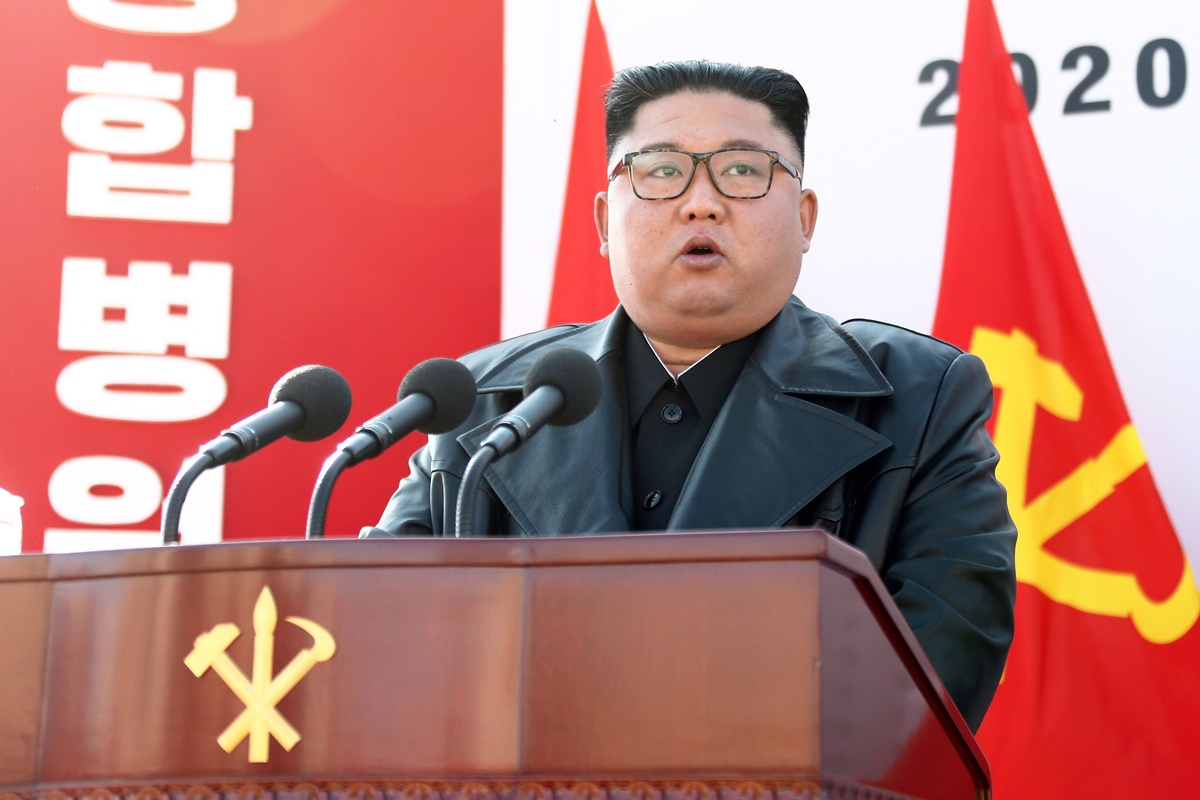 Coreia do Norte usou empresas dos EUA para financiar programa de armas