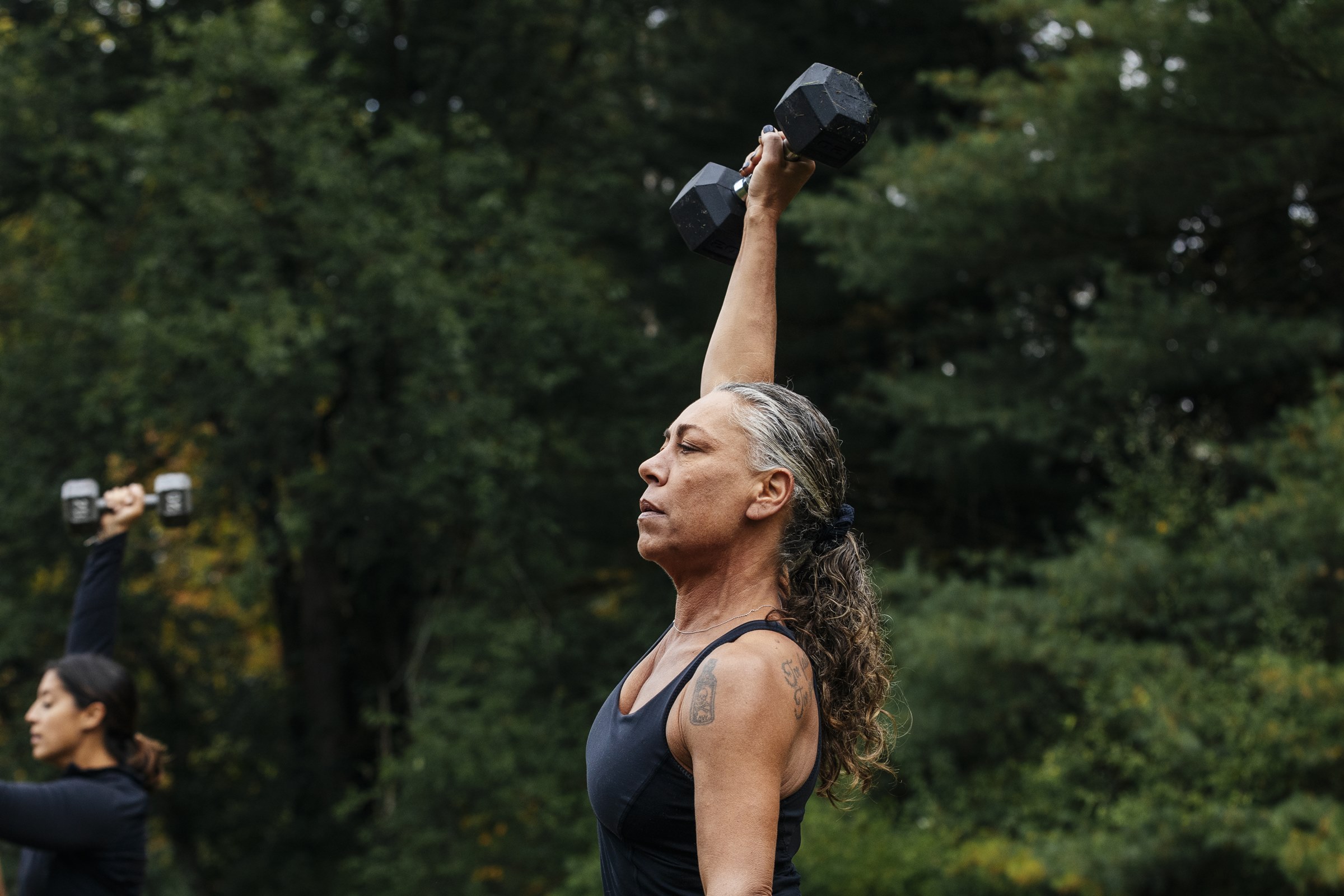Saiba como a fraqueza muscular impacta a saúde após os 50 anos