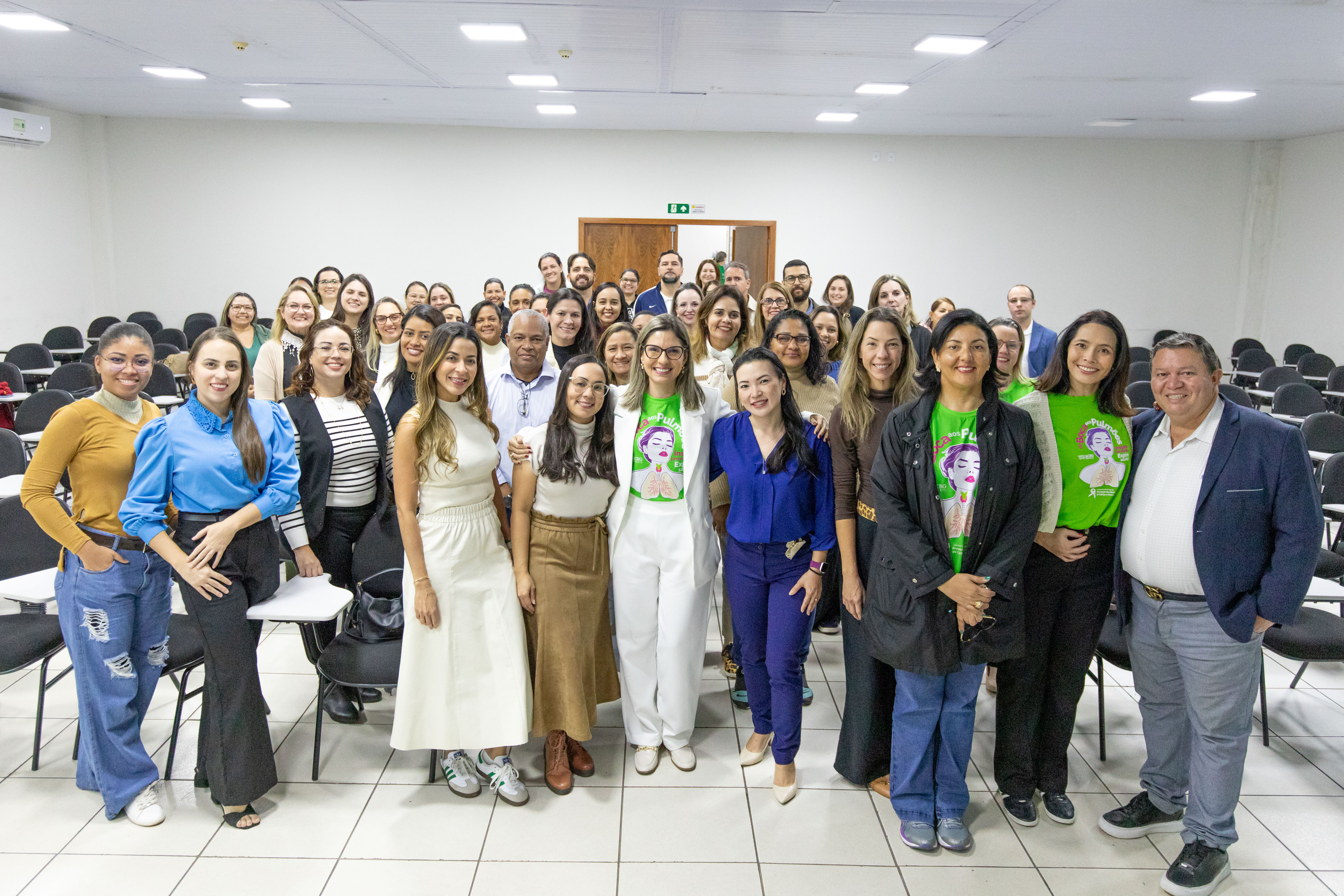 Prefeitura promove ações educativas e de prevenção ao câncer de cabeça e pescoço