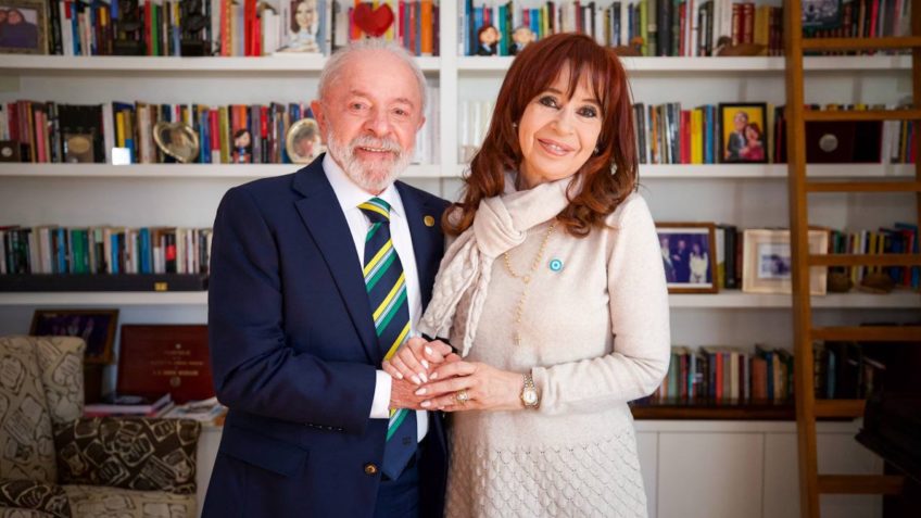 Kirchner diz que visita de Lula é “ato político de solidariedade”