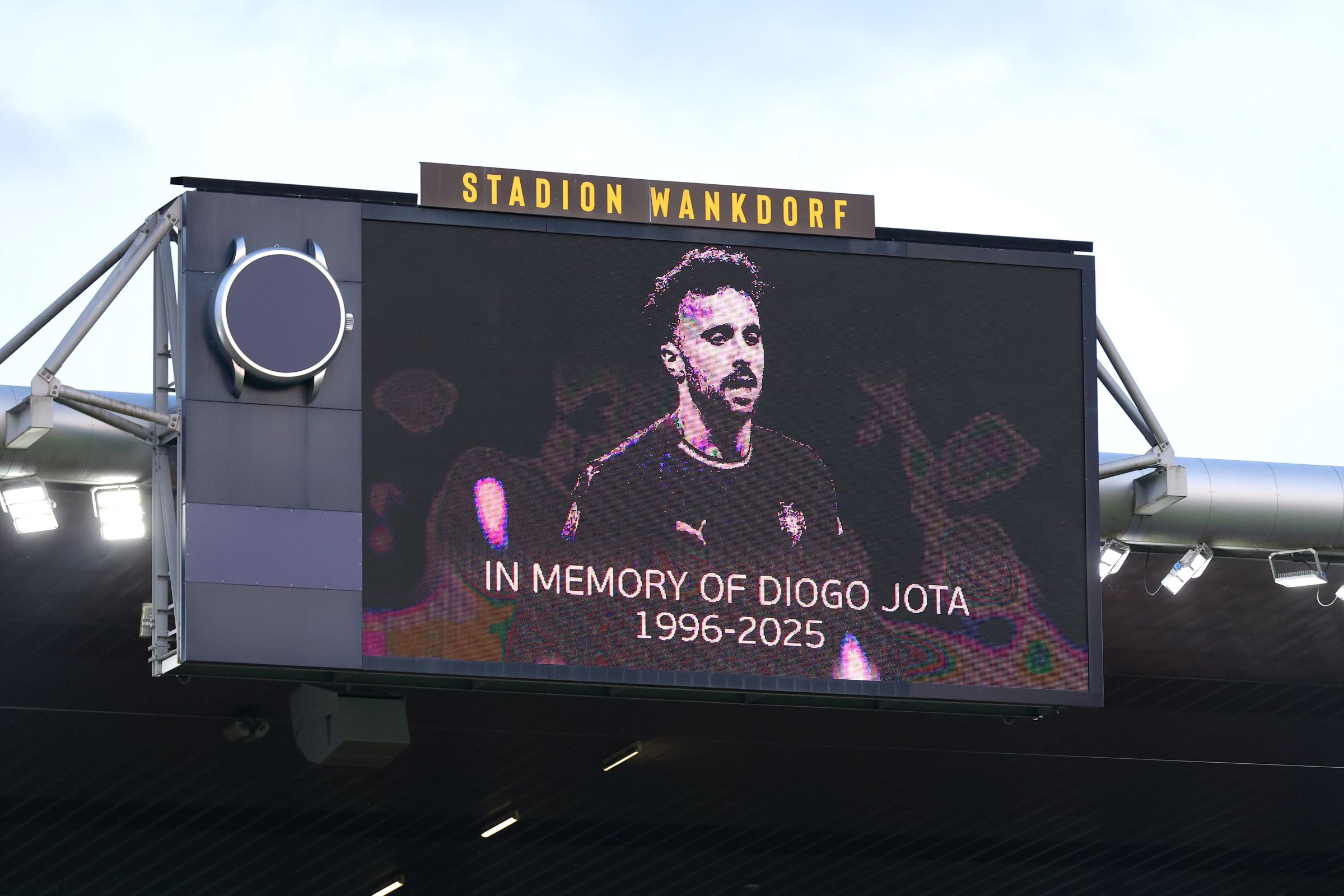 Euro feminina: homenagens a Diogo Jota marcam Espanha x Portugal