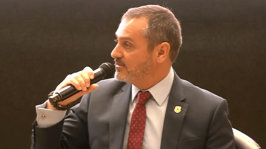 “Crime não se combate com crime”, declara diretor da PF