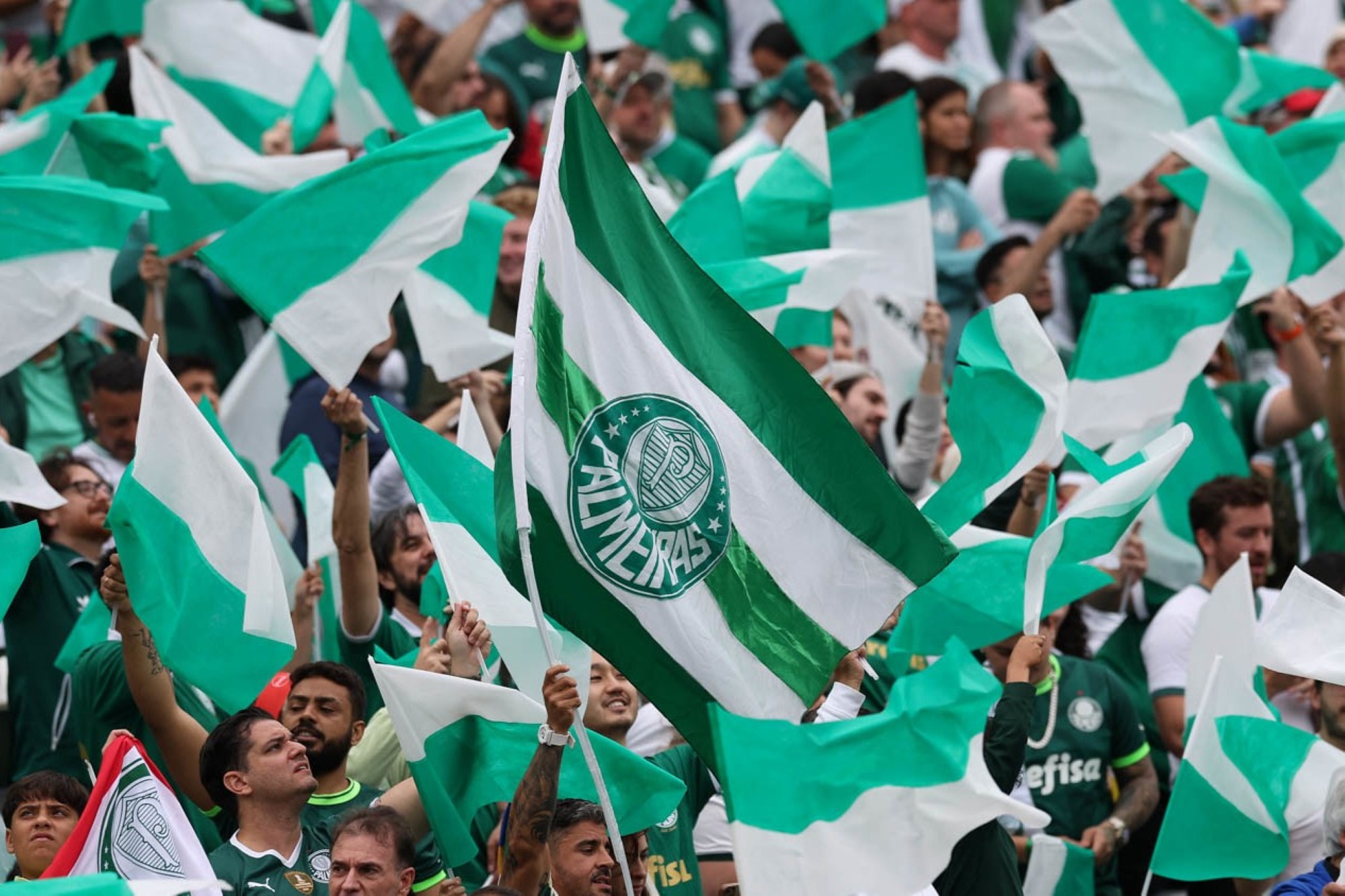 Palmeiras e Chelsea duelam por vaga na semifinal. Saiba onde assistir