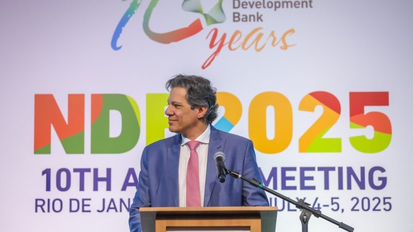 Haddad: decisão de Moraes sobre IOF delimita papel dos Poderes