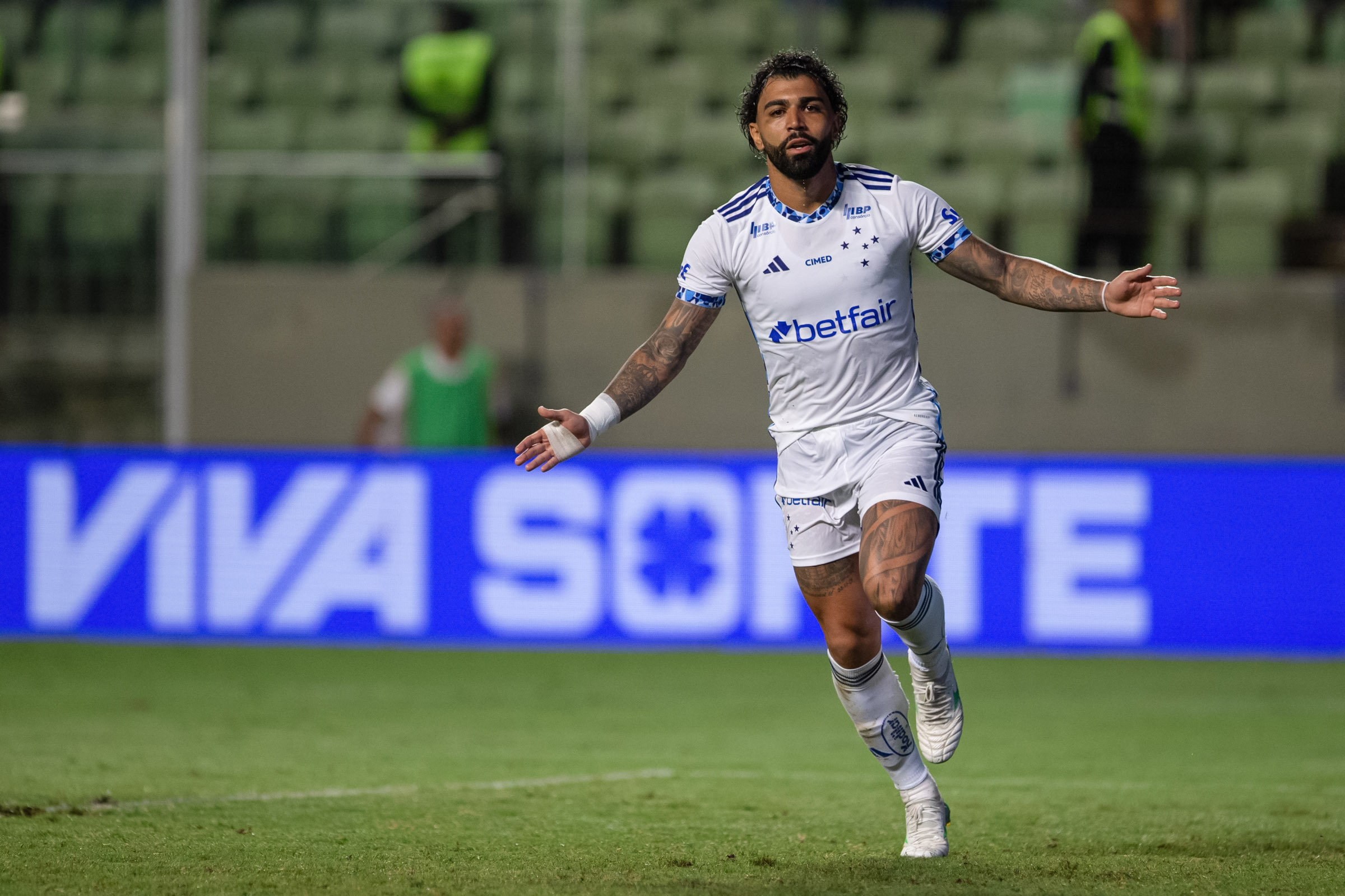“Justiça foi feita, mas ferida fica”, desabafa Gabigol após absolvição