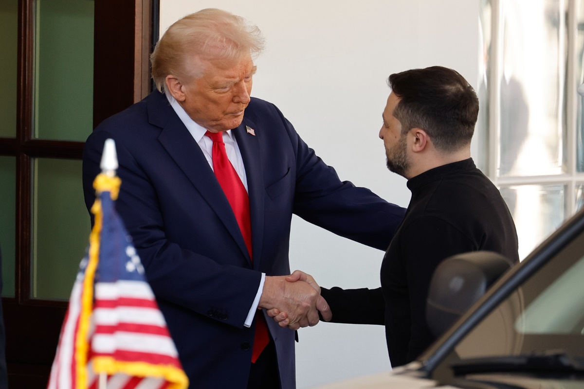 Trump e Zelensky discutem defesa aérea e produção de drones militares