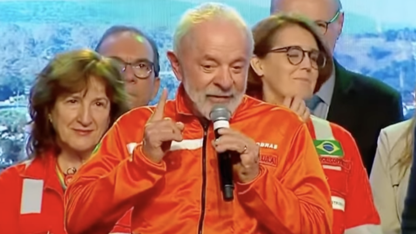 Se tudo der certo, Brasil terá presidente com 4 mandatos, diz Lula