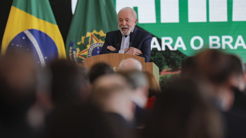 Lula diz que não faz política para conquistar agronegócio