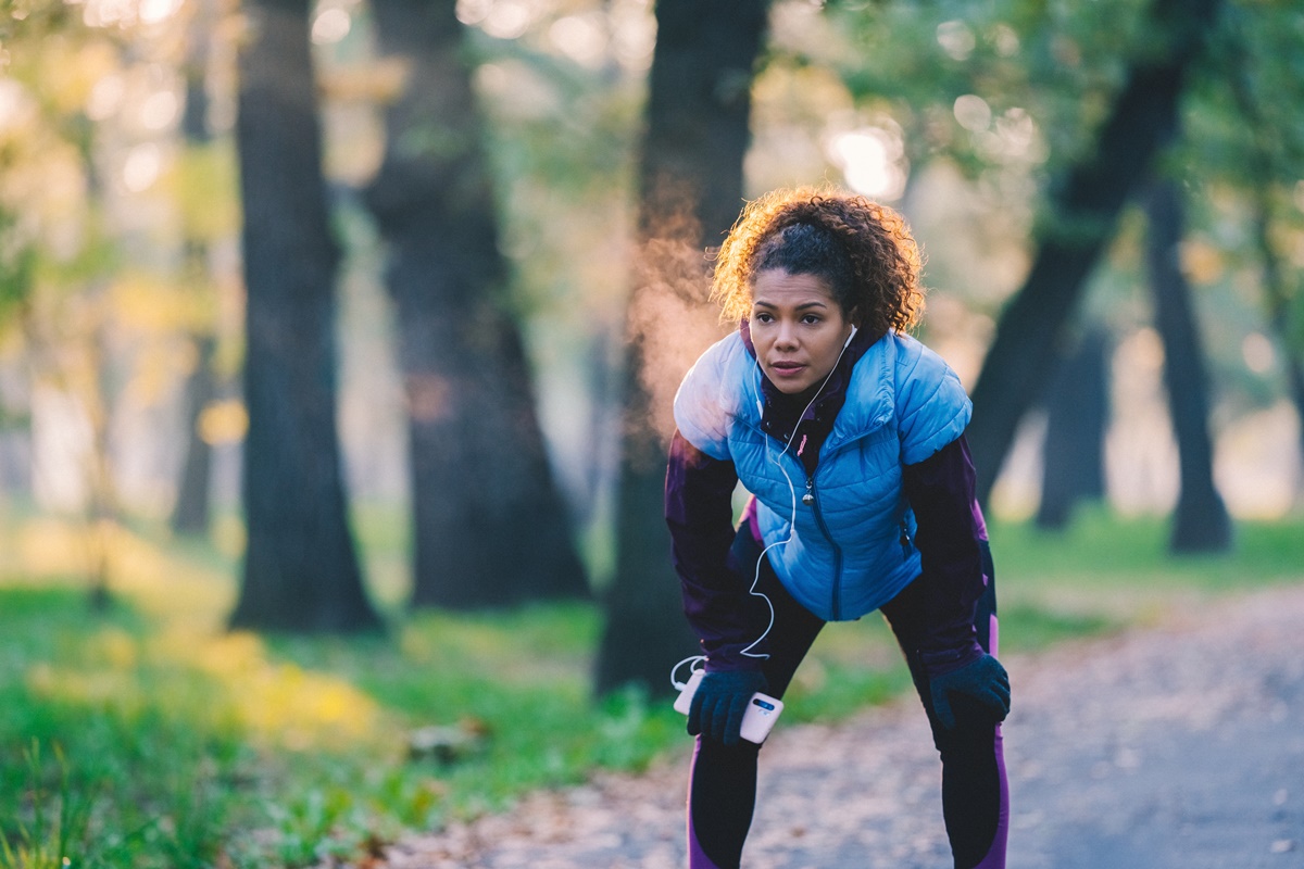 Corrida no inverno: 5 dicas para manter o ritmo dos treinos no frio