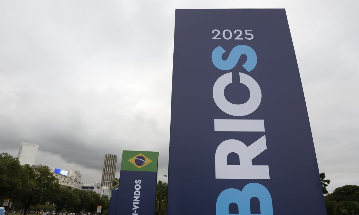Carta do Brics tem capítulo contra todas as formas de discriminação