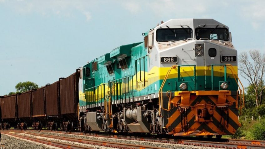 Brasil e China firmam acordo de ferrovia Atlâtico-Pacífico