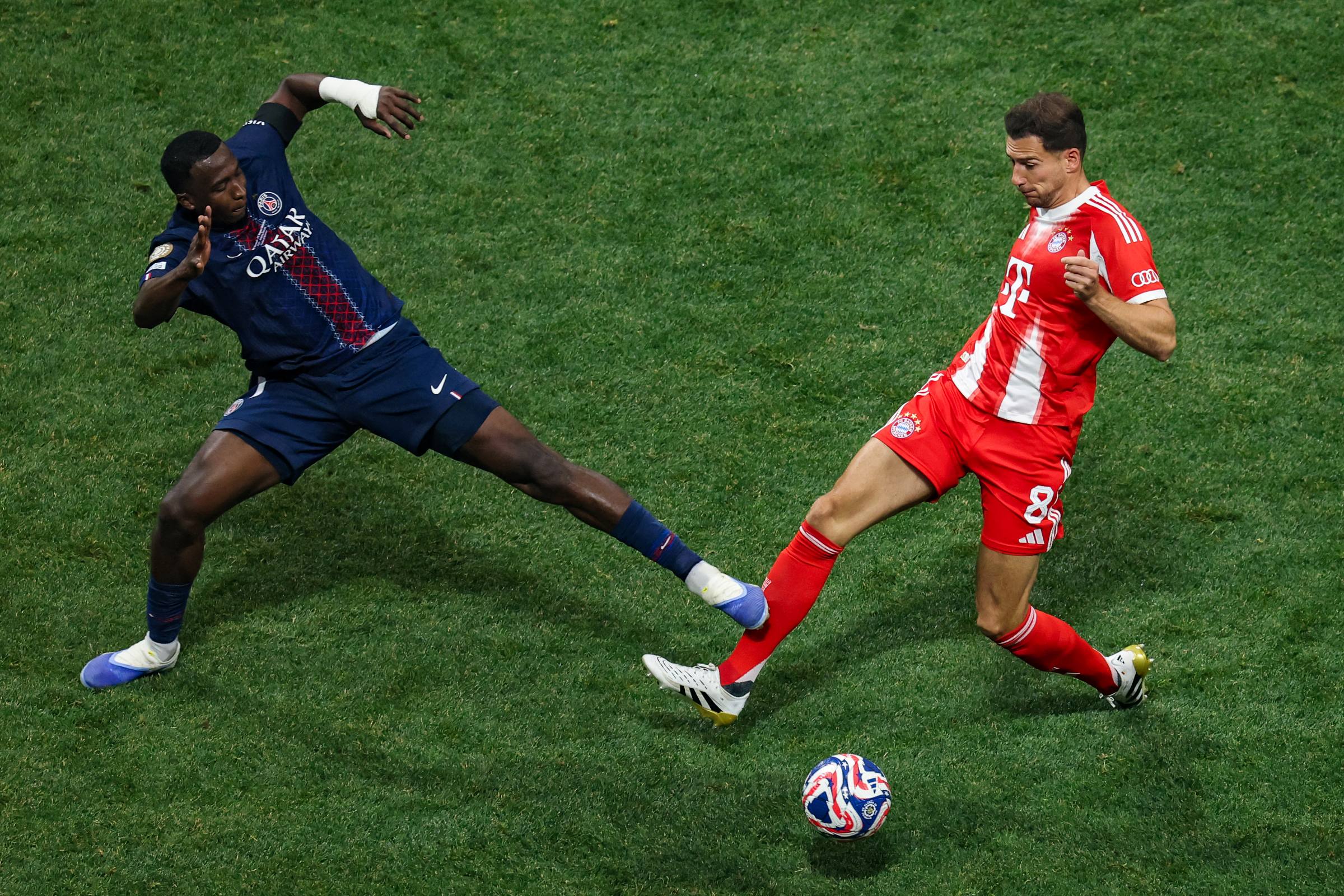 Jogadores do PSG são punidos e perdem possível final do Mundial