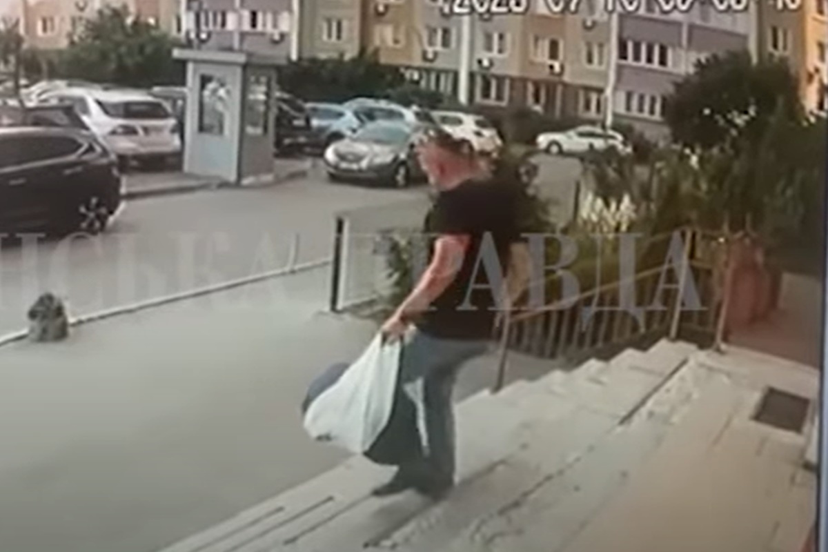 Coronel ucraniano é executado com cinco tiros em rua de Kiev; vídeo