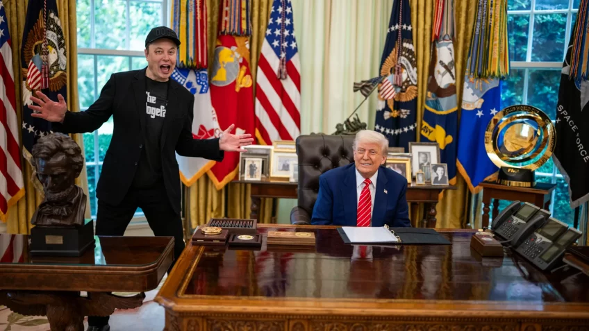 Relação com Musk era de pai e filho, diz assessora de Trump