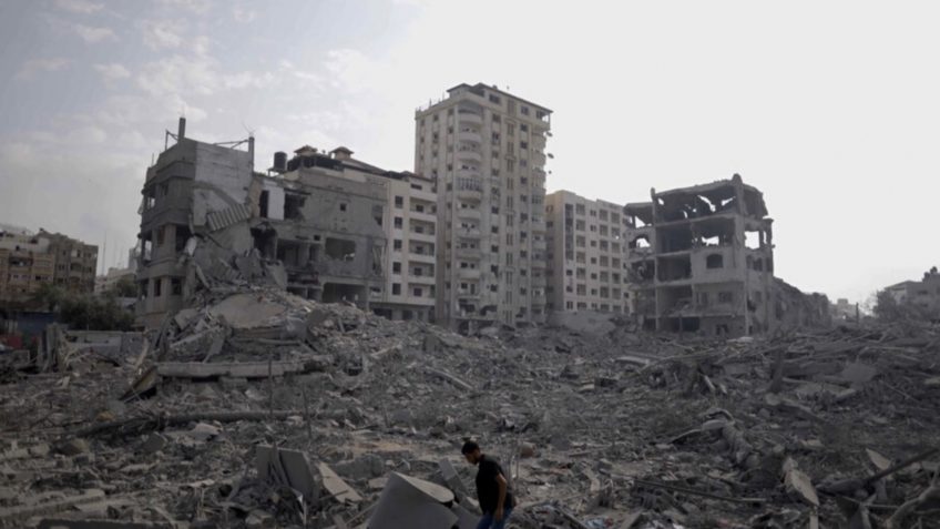 UE cogita suspender acordo com Israel por ações em Gaza