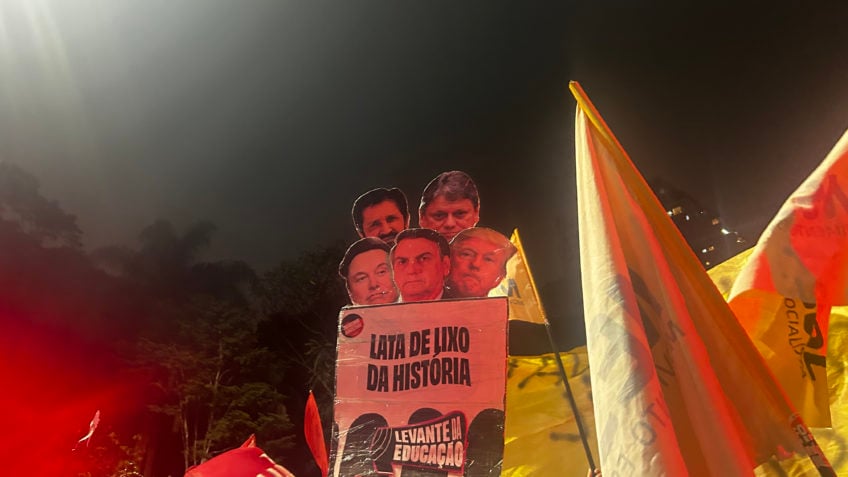 Ato da esquerda reúne "verdadeiros patriotas", diz Boulos na Paulista