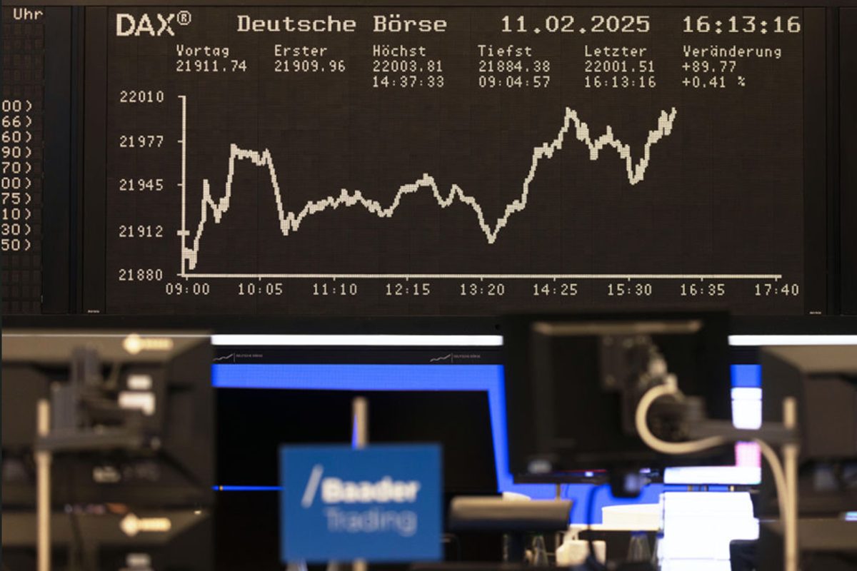 Na Europa, maioria das bolsas fecha em queda com tarifaço de Trump