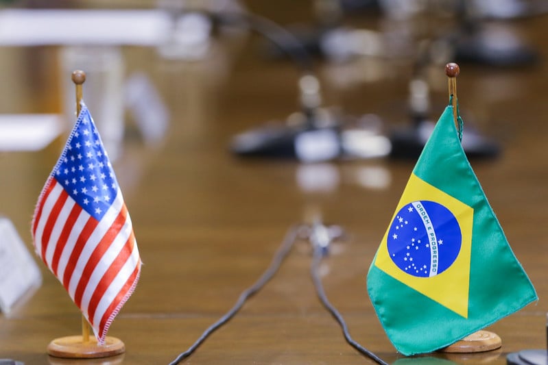 Exportações do Brasil para os EUA caíram pela metade desde 2001