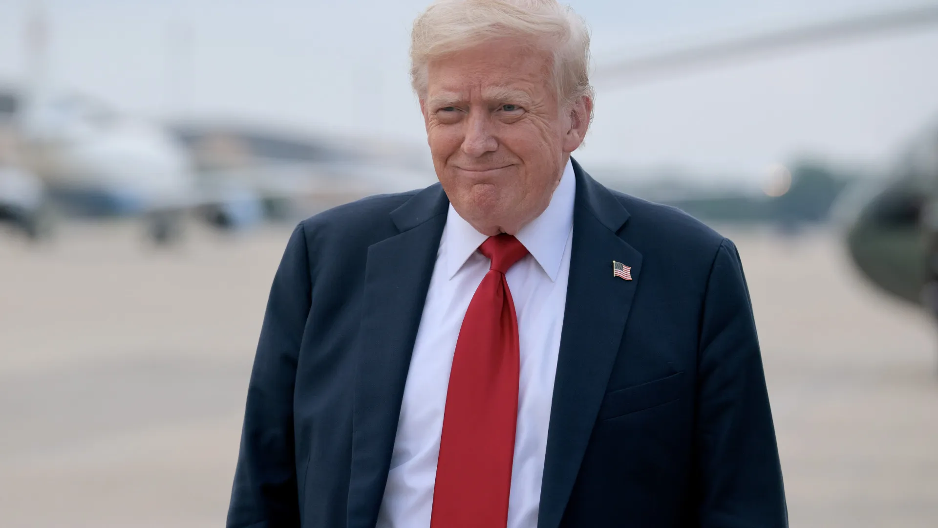 Tarifas? Trump diz que países deviam agradecer: "Muitos anos de carona"