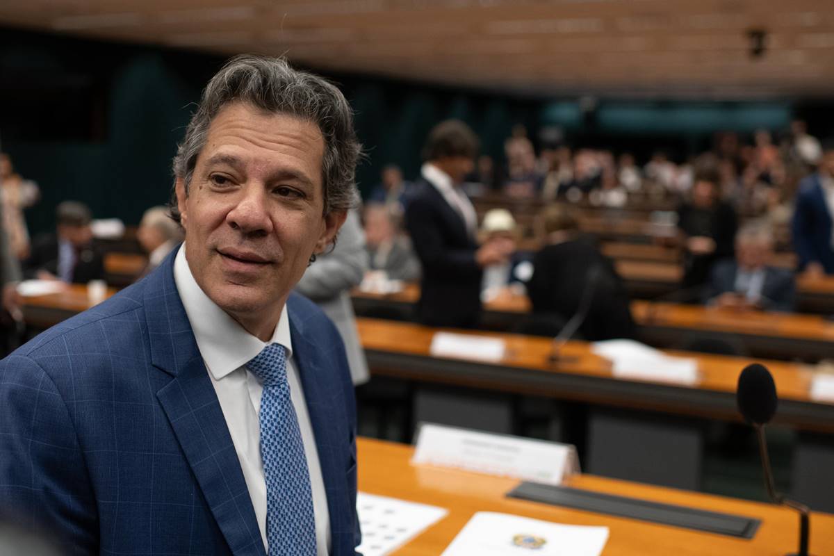 Haddad celebra relatório de Lira da isenção do IR: “Cumpre objetivos”